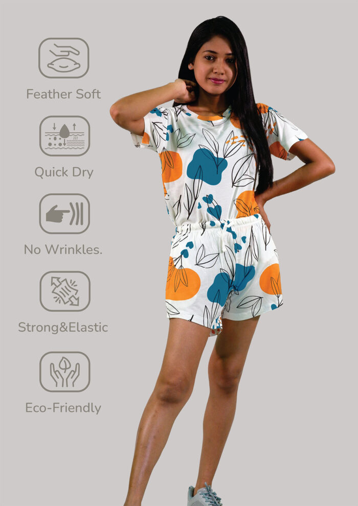 Leaves & Cloud T-shirt & Shorts Set in Tofu